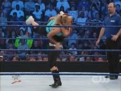 SD_07-11-08_Natalya-Maryse_vs_Michelle-Cherry_avi_000175341.jpg