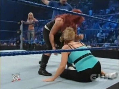 SD_07-11-08_Natalya-Maryse_vs_Michelle-Cherry_avi_000183216.jpg