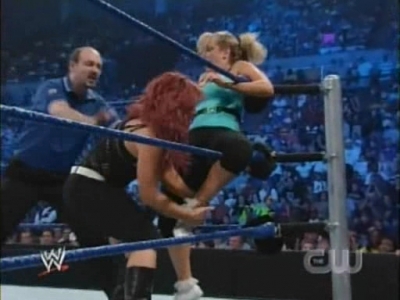 SD_07-11-08_Natalya-Maryse_vs_Michelle-Cherry_avi_000189622.jpg