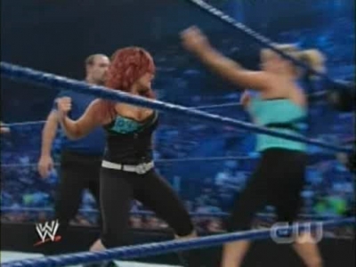 SD_07-11-08_Natalya-Maryse_vs_Michelle-Cherry_avi_000200967.jpg