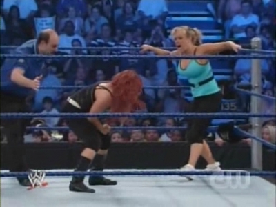 SD_07-11-08_Natalya-Maryse_vs_Michelle-Cherry_avi_000202669.jpg