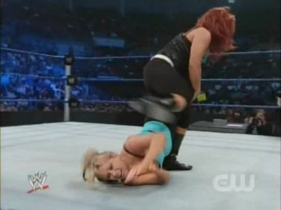 SD_07-11-08_Natalya-Maryse_vs_Michelle-Cherry_avi_000218017.jpg