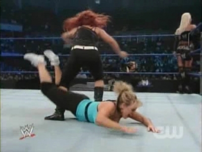 SD_07-11-08_Natalya-Maryse_vs_Michelle-Cherry_avi_000220520.jpg