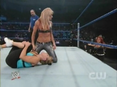 SD_07-11-08_Natalya-Maryse_vs_Michelle-Cherry_avi_000228561.jpg