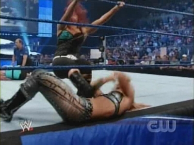 SD_07-11-08_Natalya-Maryse_vs_Michelle-Cherry_avi_000251517.jpg