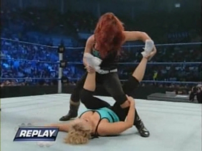 SD_07-11-08_Natalya-Maryse_vs_Michelle-Cherry_avi_000301534.jpg