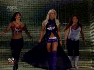 SD_09-12-08_Maryse-Natalya-Victoria_vs_Michelle-Maria-Bri_avi_000003240.jpg