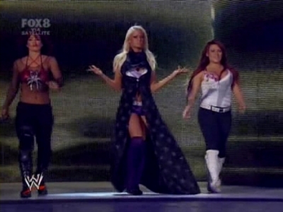 SD_09-12-08_Maryse-Natalya-Victoria_vs_Michelle-Maria-Bri_avi_000004680.jpg