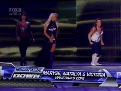 SD_09-12-08_Maryse-Natalya-Victoria_vs_Michelle-Maria-Bri_avi_000008440.jpg