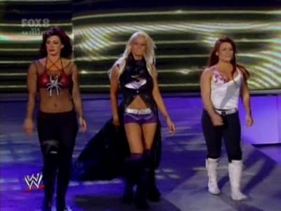 SD_09-12-08_Maryse-Natalya-Victoria_vs_Michelle-Maria-Bri_avi_000012600.jpg