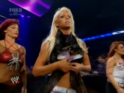 SD_09-12-08_Maryse-Natalya-Victoria_vs_Michelle-Maria-Bri_avi_000018080.jpg