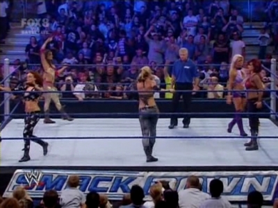 SD_09-12-08_Maryse-Natalya-Victoria_vs_Michelle-Maria-Bri_avi_000059680.jpg