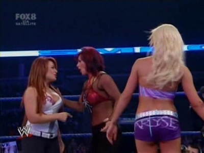 SD_09-12-08_Maryse-Natalya-Victoria_vs_Michelle-Maria-Bri_avi_000076280.jpg