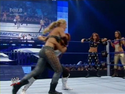 SD_09-12-08_Maryse-Natalya-Victoria_vs_Michelle-Maria-Bri_avi_000096400.jpg