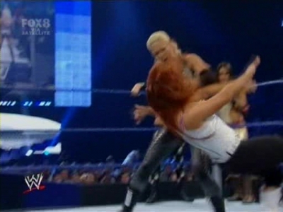 SD_09-12-08_Maryse-Natalya-Victoria_vs_Michelle-Maria-Bri_avi_000098120.jpg