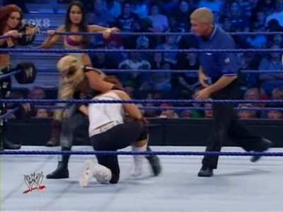 SD_09-12-08_Maryse-Natalya-Victoria_vs_Michelle-Maria-Bri_avi_000127400.jpg