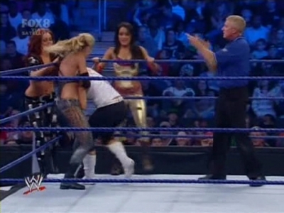 SD_09-12-08_Maryse-Natalya-Victoria_vs_Michelle-Maria-Bri_avi_000130040.jpg