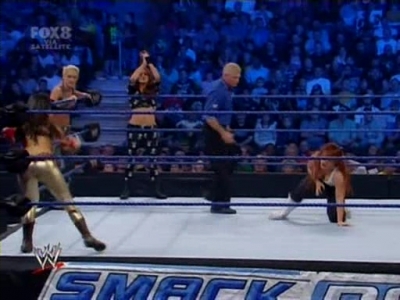 SD_09-12-08_Maryse-Natalya-Victoria_vs_Michelle-Maria-Bri_avi_000194160.jpg