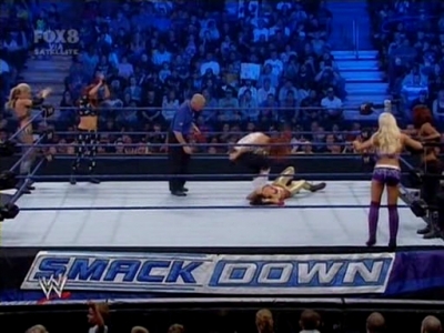 SD_09-12-08_Maryse-Natalya-Victoria_vs_Michelle-Maria-Bri_avi_000208560.jpg