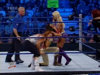 SD_09-12-08_Maryse-Natalya-Victoria_vs_Michelle-Maria-Bri_avi_000223240.jpg