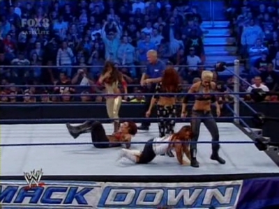 SD_09-12-08_Maryse-Natalya-Victoria_vs_Michelle-Maria-Bri_avi_000325480.jpg