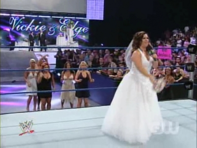 SD_07-19-08_Vickie_Guerrero-Divas_ring_segment_Natalya_vs_Cherry_avi_000136136.jpg