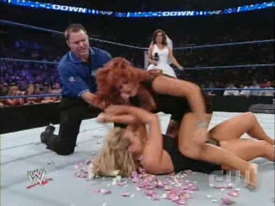 SD_07-19-08_Vickie_Guerrero-Divas_ring_segment_Natalya_vs_Cherry_avi_000220220.jpg