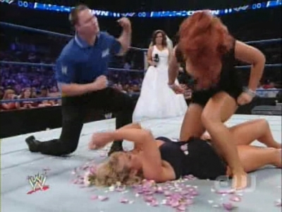 SD_07-19-08_Vickie_Guerrero-Divas_ring_segment_Natalya_vs_Cherry_avi_000220653.jpg