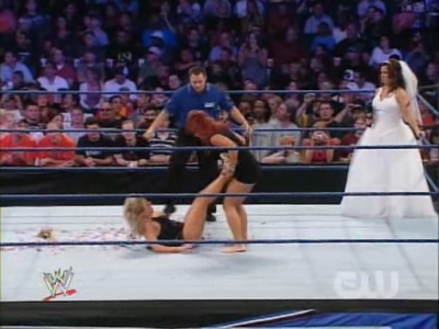 SD_07-19-08_Vickie_Guerrero-Divas_ring_segment_Natalya_vs_Cherry_avi_000224190.jpg