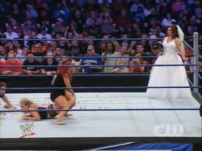 SD_07-19-08_Vickie_Guerrero-Divas_ring_segment_Natalya_vs_Cherry_avi_000228394.jpg