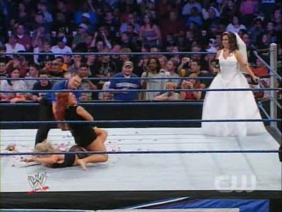 SD_07-19-08_Vickie_Guerrero-Divas_ring_segment_Natalya_vs_Cherry_avi_000235201.jpg