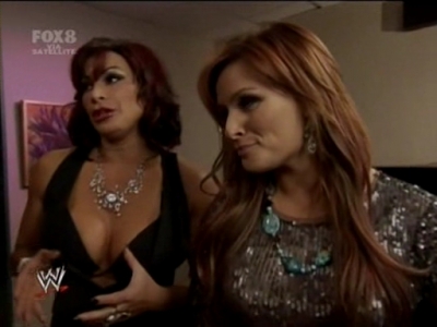 SD_09-19-08_Maria-Brie-Victoria-Natalya_backstage_segment_avi_000059440.jpg