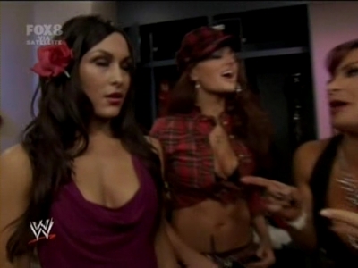 SD_09-19-08_Maria-Brie-Victoria-Natalya_backstage_segment_avi_000071360.jpg