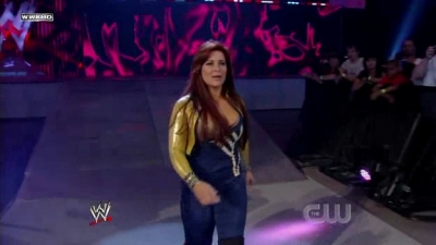 SD_08-22-08_Maria_vs_Natalya_-_KYR_avi_000048882.jpg