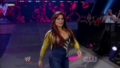 SD_08-22-08_Maria_vs_Natalya_-_KYR_avi_000049315.jpg