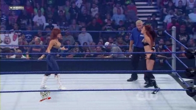 SD_08-22-08_Maria_vs_Natalya_-_KYR_avi_000077577.jpg