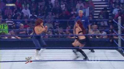 SD_08-22-08_Maria_vs_Natalya_-_KYR_avi_000079446.jpg