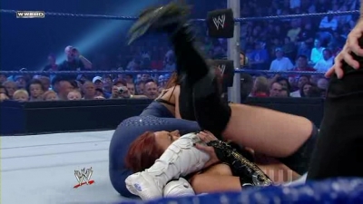 SD_08-22-08_Maria_vs_Natalya_-_KYR_avi_000106840.jpg