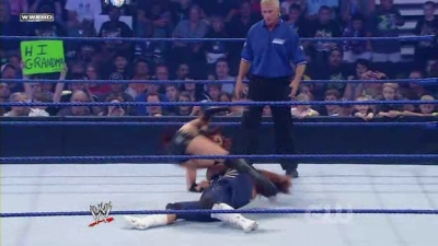 SD_08-22-08_Maria_vs_Natalya_-_KYR_avi_000151951.jpg
