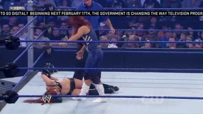 SD_08-22-08_Maria_vs_Natalya_-_KYR_avi_000166633.jpg