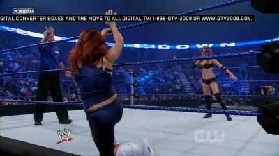 SD_08-22-08_Maria_vs_Natalya_-_KYR_avi_000251651.jpg