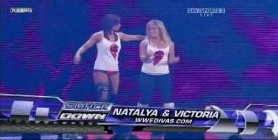 RAW_06-23-08_Melina-Mickie_James_vs_Natalya-Victoria_avi_000191157.jpg