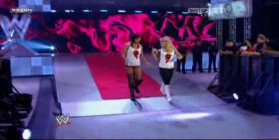 RAW_06-23-08_Melina-Mickie_James_vs_Natalya-Victoria_avi_000200834.jpg