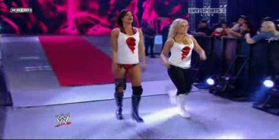 RAW_06-23-08_Melina-Mickie_James_vs_Natalya-Victoria_avi_000201901.jpg