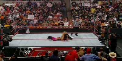 RAW_06-23-08_Melina-Mickie_James_vs_Natalya-Victoria_avi_000233066.jpg