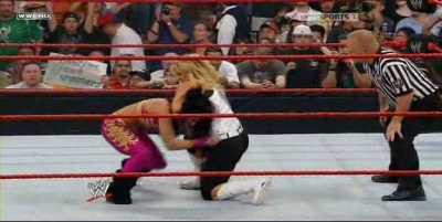 RAW_06-23-08_Melina-Mickie_James_vs_Natalya-Victoria_avi_000237370.jpg