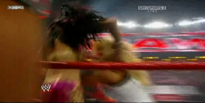 RAW_06-23-08_Melina-Mickie_James_vs_Natalya-Victoria_avi_000252318.jpg