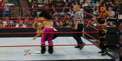RAW_06-23-08_Melina-Mickie_James_vs_Natalya-Victoria_avi_000259659.jpg
