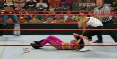RAW_06-23-08_Melina-Mickie_James_vs_Natalya-Victoria_avi_000271971.jpg
