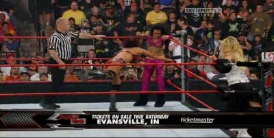 RAW_06-23-08_Melina-Mickie_James_vs_Natalya-Victoria_avi_000292258.jpg